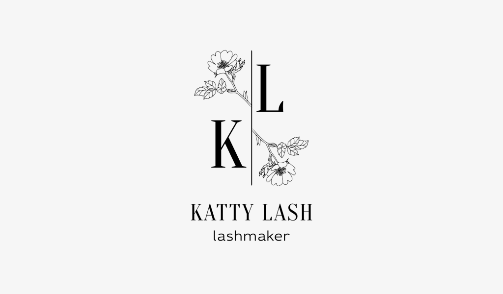 Eyelash Extension Logo: flowers